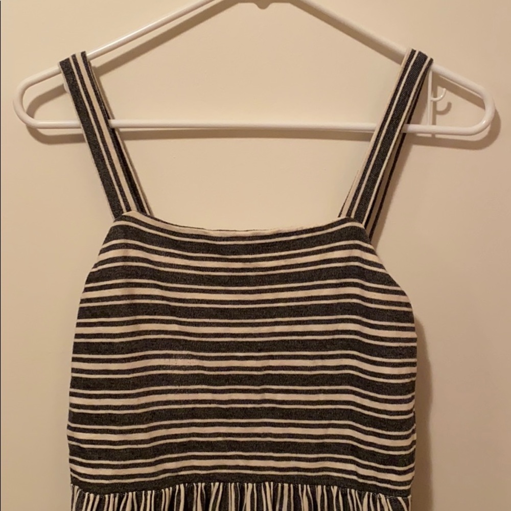 Loft Dress - Picture 2 of 6